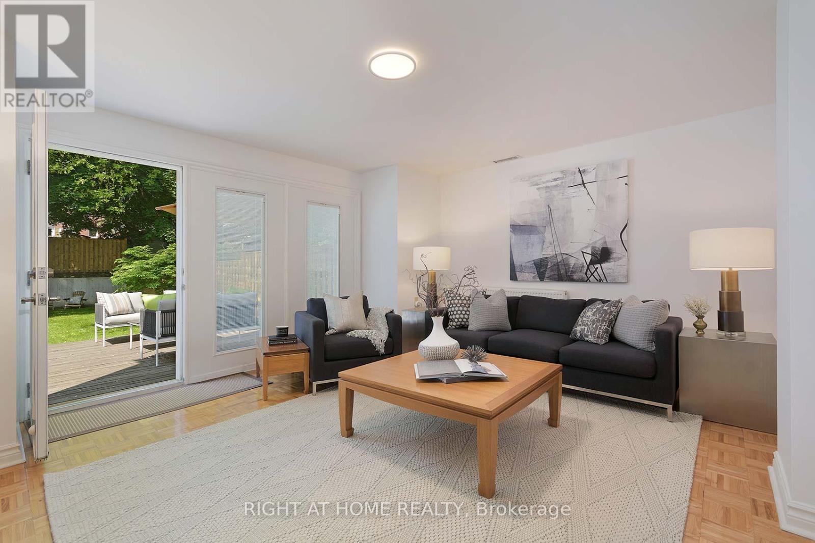 498 Scarborough Road, Toronto, Ontario  M4E 3N2 - Photo 16 - E12200657