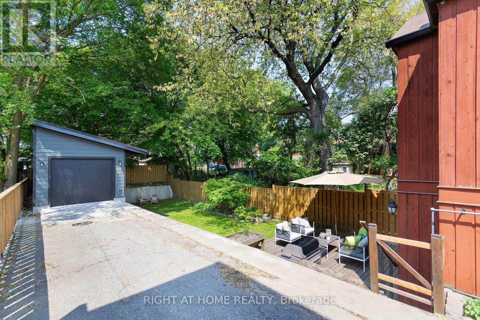 498 Scarborough Road, Toronto, Ontario  M4E 3N2 - Photo 29 - E12200657