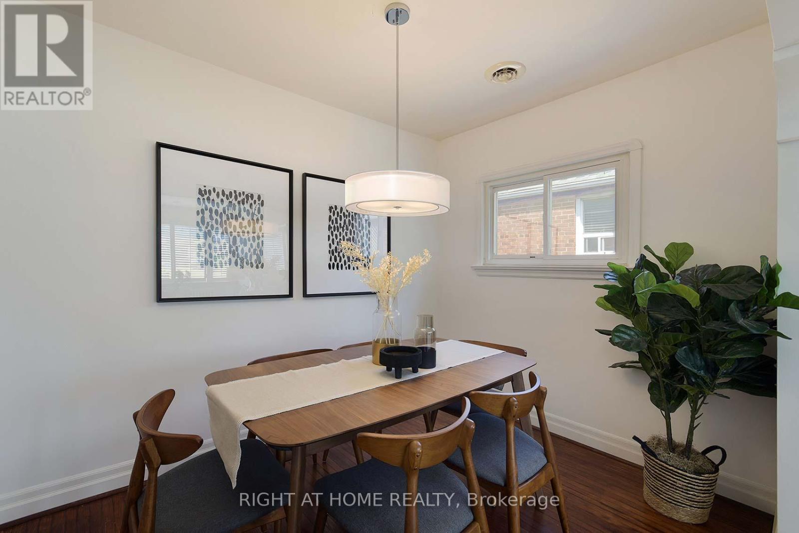 498 Scarborough Road, Toronto, Ontario  M4E 3N2 - Photo 6 - E12200657
