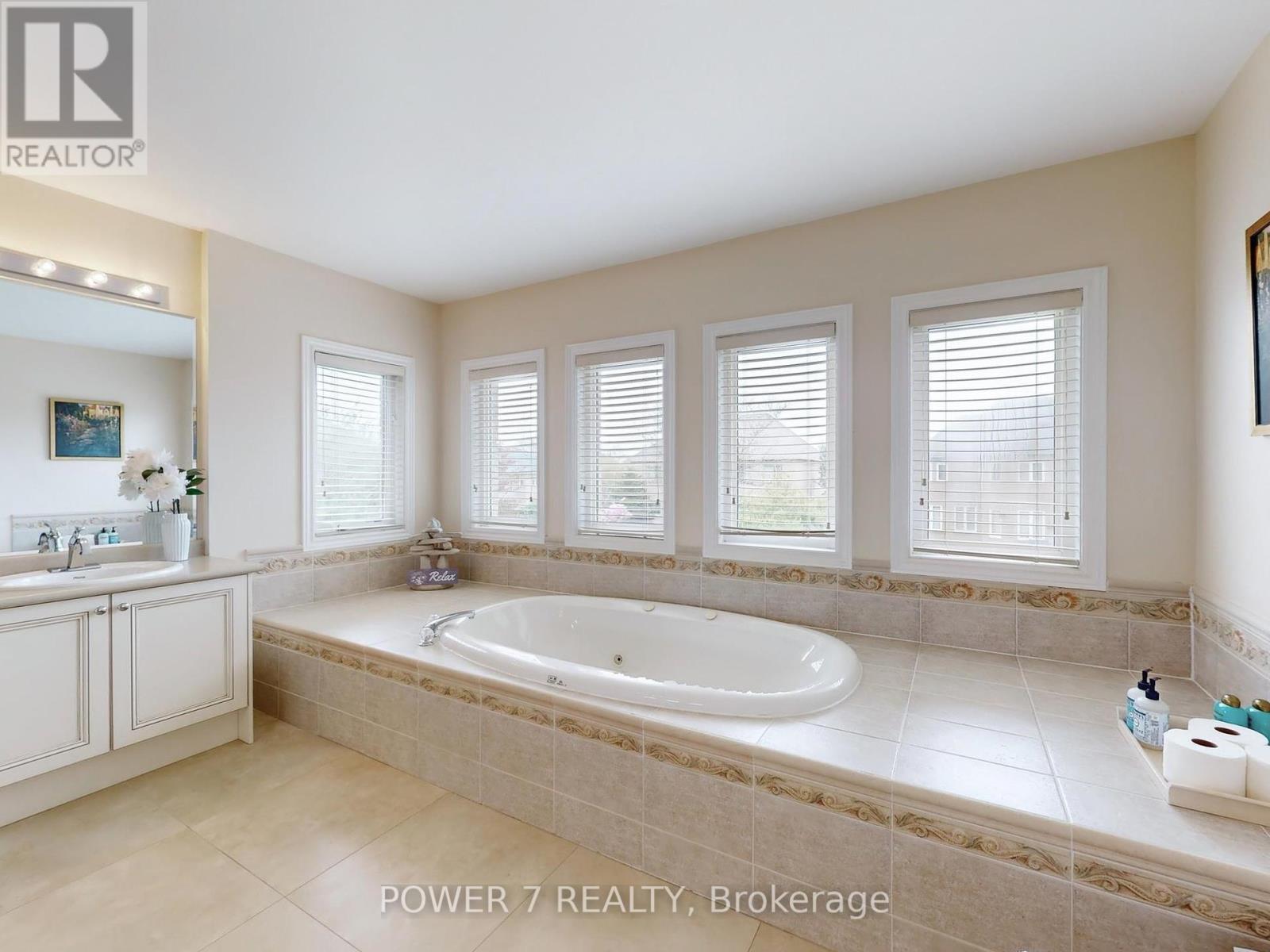 8 Mumberson Court, Markham, Ontario  L6C 1Y4 - Photo 24 - N12200618