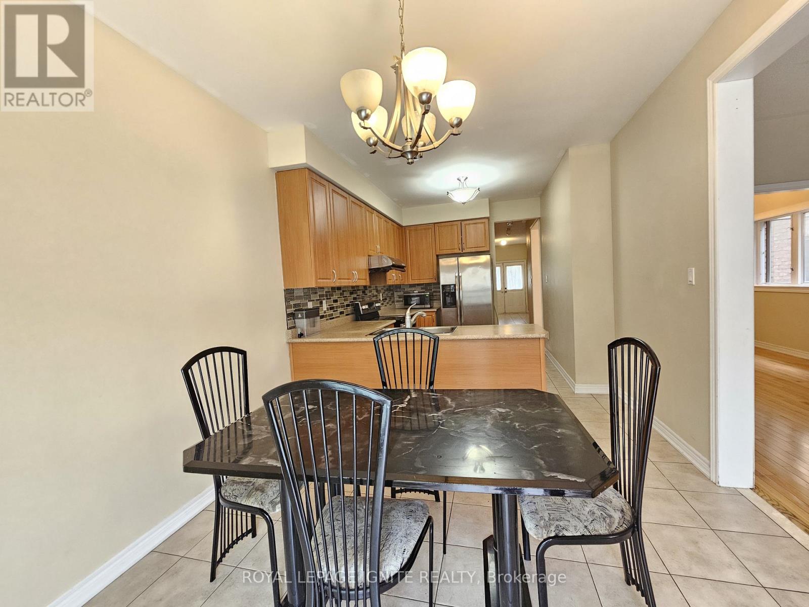 79 Retreat Boulevard, Vaughan, Ontario  L4H 0C2 - Photo 9 - N12200620