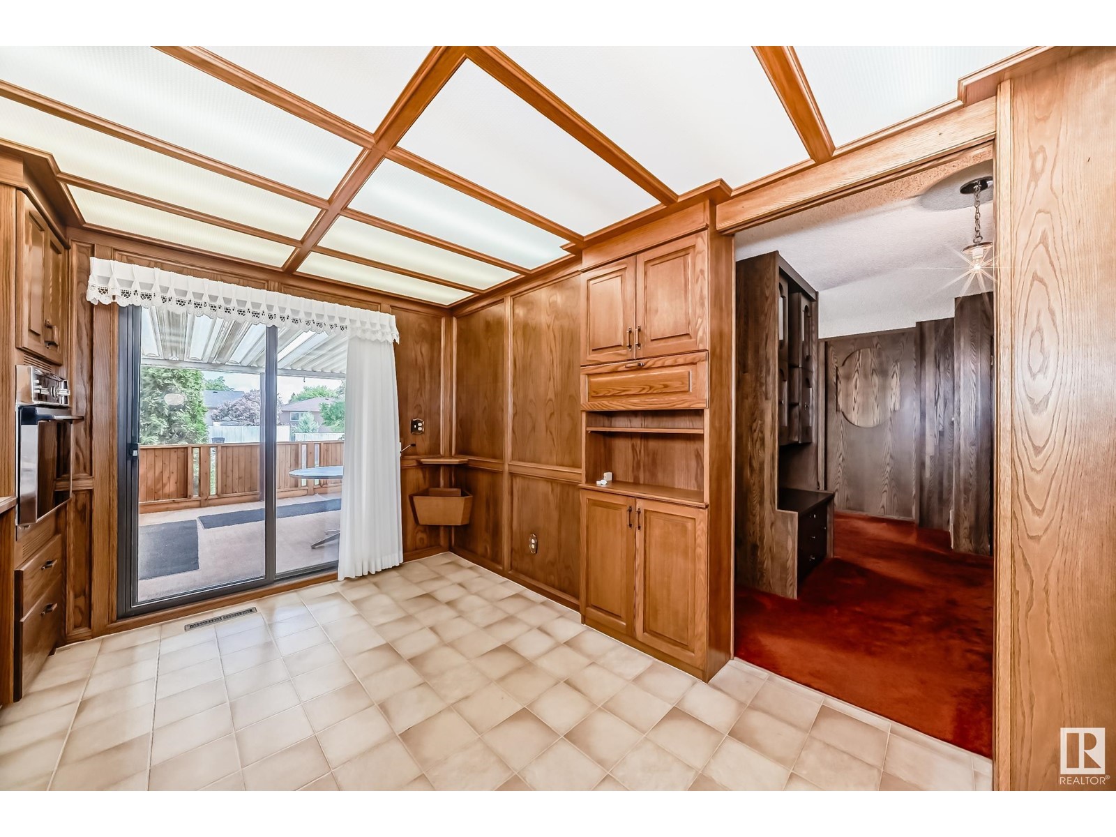 Property at 8809 74 ST NW image 4
