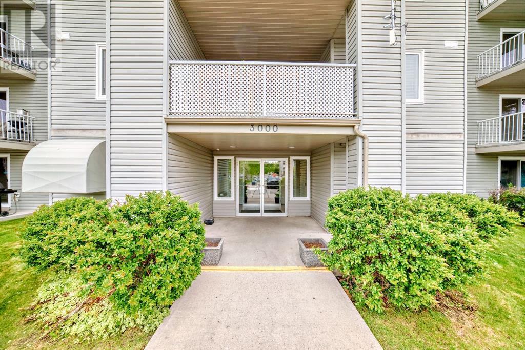 Property at 3210, 604 8th Street image 1