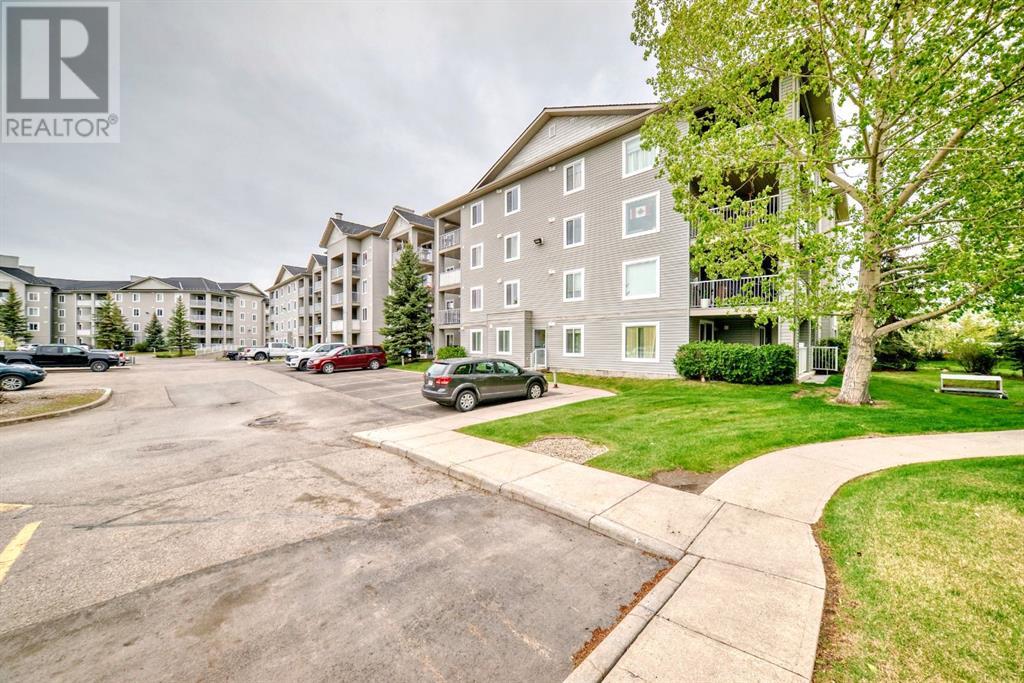 Property at 3210, 604 8th Street image 3