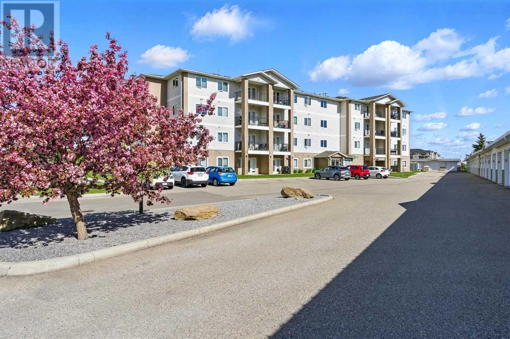 Property at 201, 300 Edwards Way NW image 1