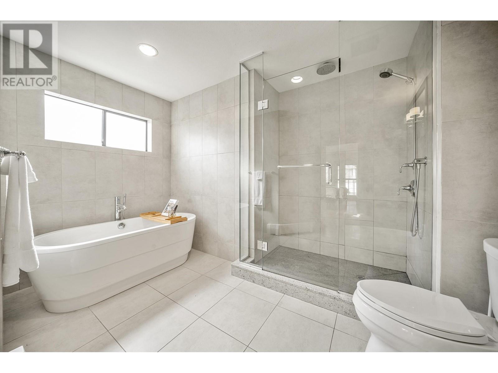 1659 W 63rd Avenue, Vancouver, British Columbia  V6P 2H7 - Photo 12 - R2982410
