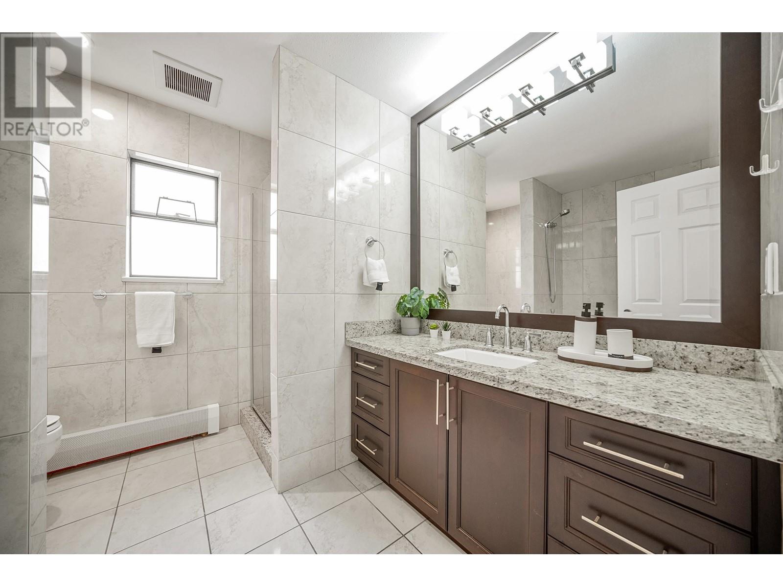 1659 W 63rd Avenue, Vancouver, British Columbia  V6P 2H7 - Photo 17 - R2982410