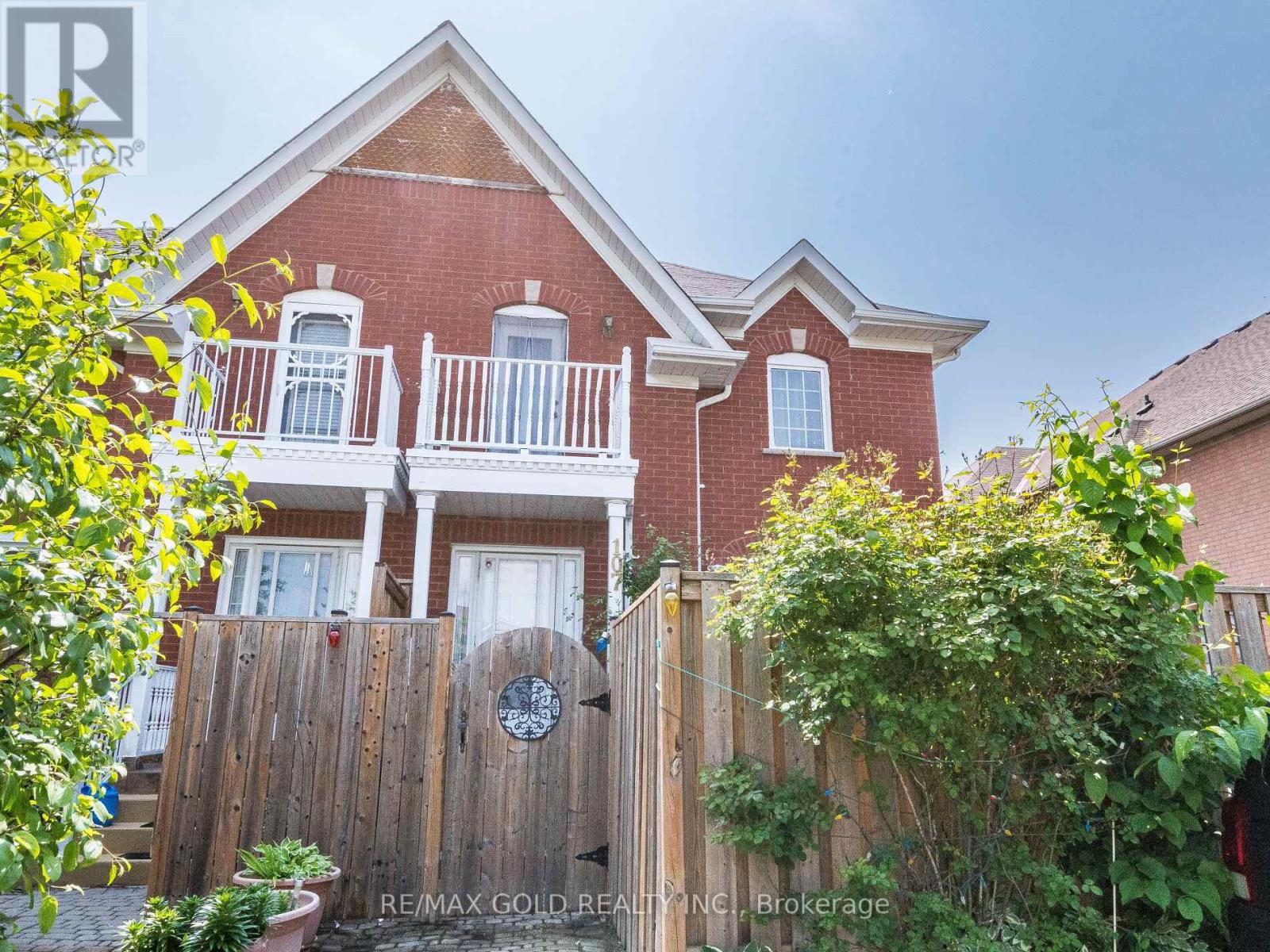 107 Clover Bloom Road, Brampton (Sandringham-Wellington), Ontario  L6R 1S6 - Photo 3 - W12200615