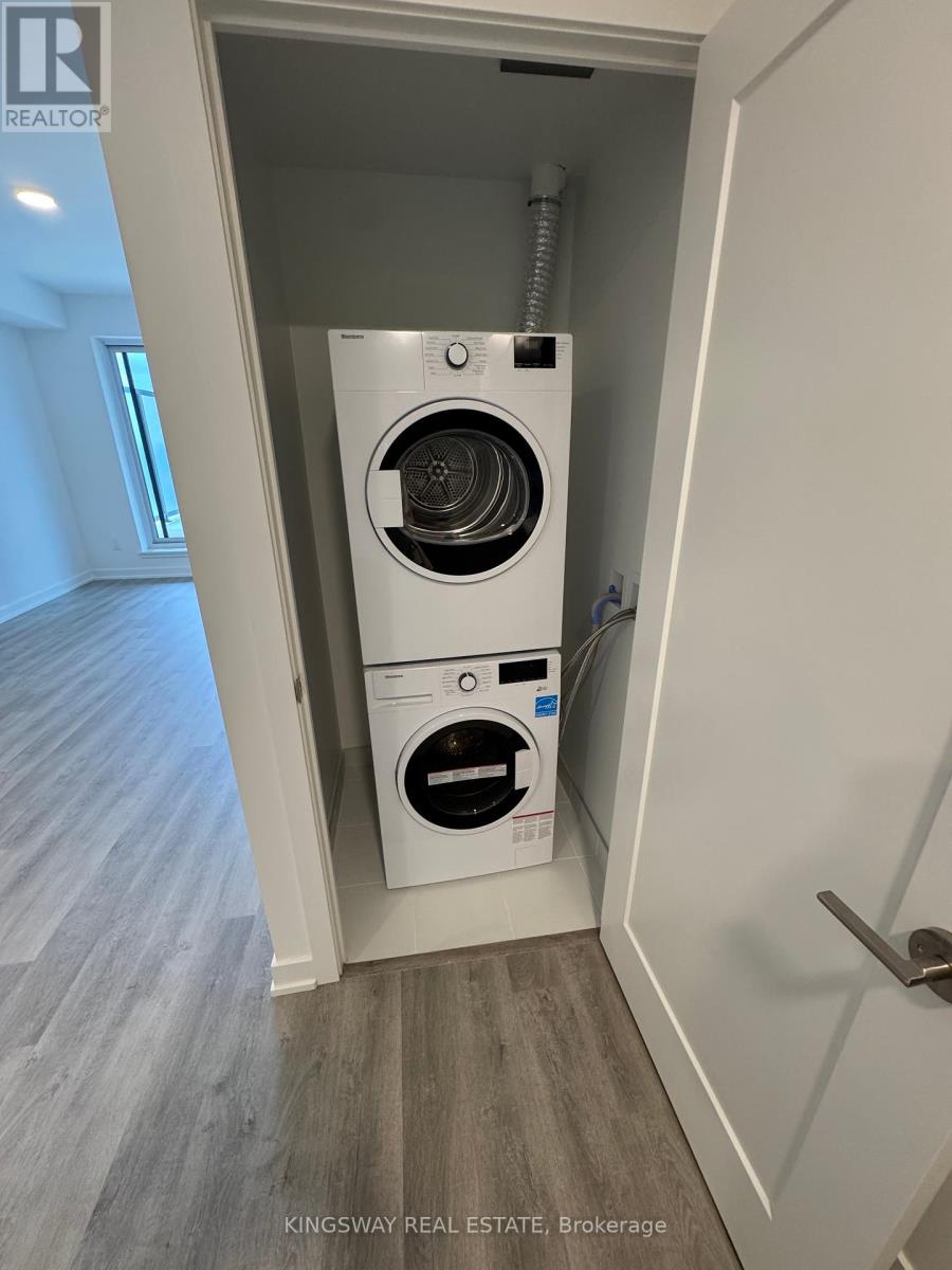 515 - 5105 Hurontario Street, Mississauga (Hurontario), Ontario  L4Z 3X7 - Photo 3 - W12200627