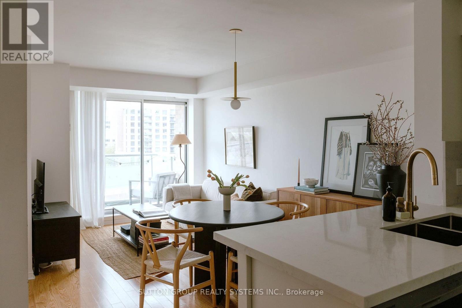 805 - 11 Michael Power Place, Toronto, Ontario  M9A 5G3 - Photo 1 - W12200640