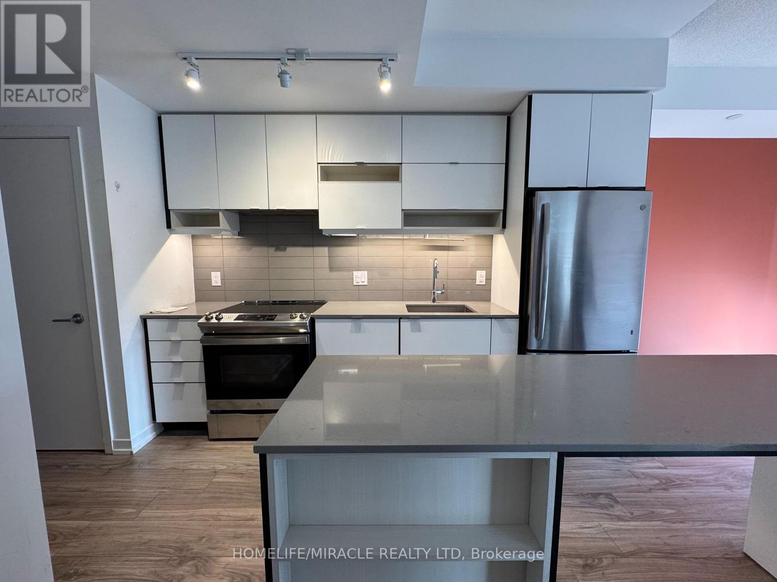 1812 - 4065 CONFEDERATION PARKWAY, mississauga (city centre), Ontario