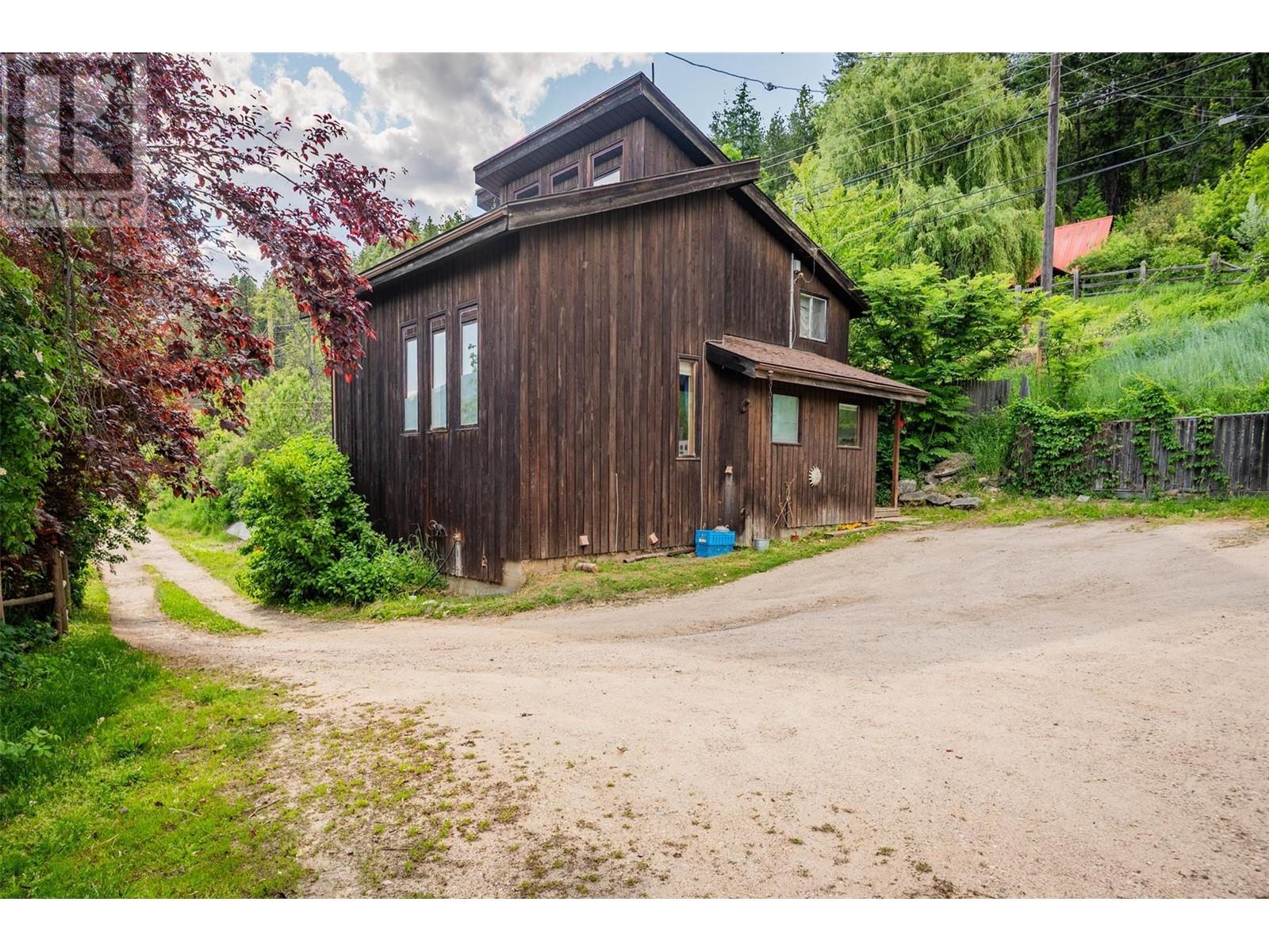 3216 South Slocan Village Road, South Slocan, British Columbia  V0G 2G0 - Photo 4 - 10350858