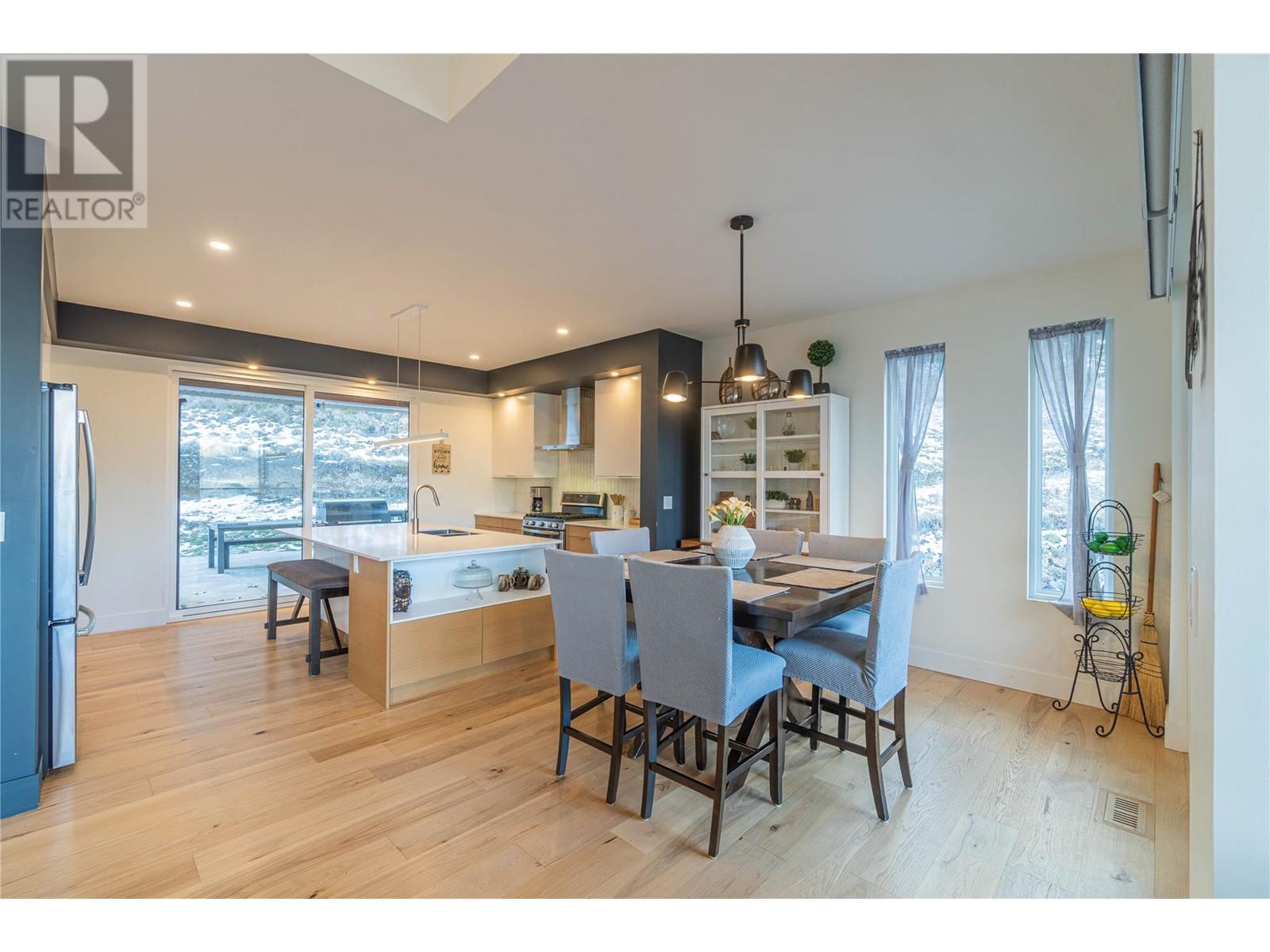3100 Kicking Horse Drive Unit# 11, Kamloops, British Columbia  V2E 0B8 - Photo 14 - 10350733