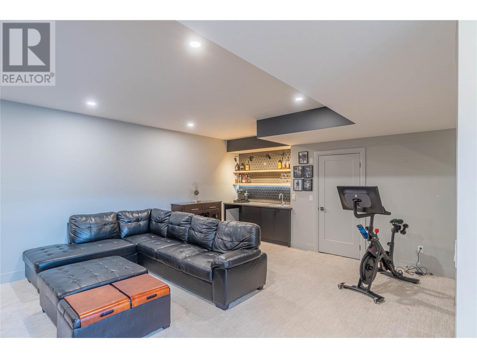 3100 Kicking Horse Drive Unit# 11, Kamloops, British Columbia  V2E 0B8 - Photo 38 - 10350733