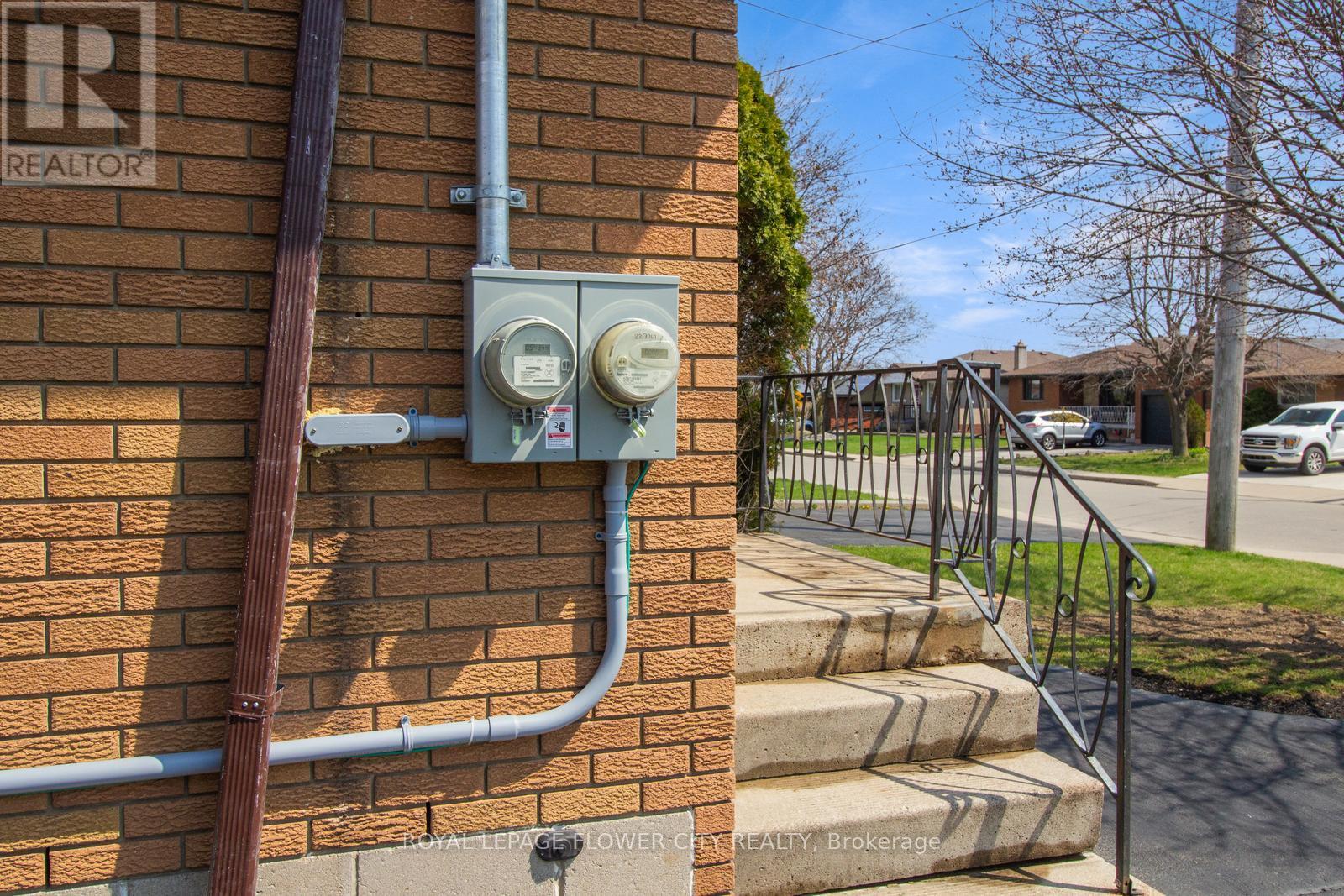 56 Moxley Drive, Hamilton, Ontario  L8T 3Y7 - Photo 40 - X12200611