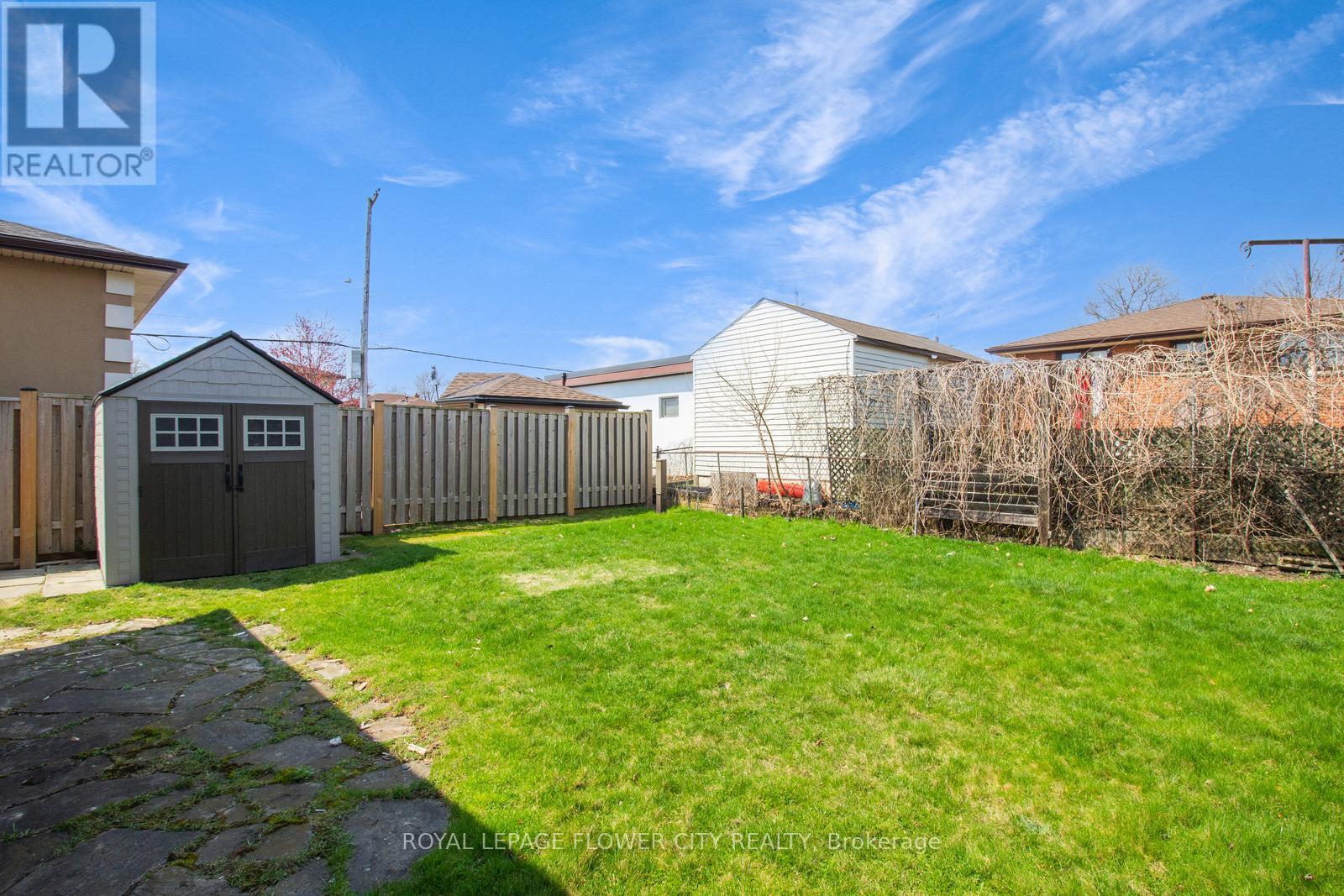 56 Moxley Drive, Hamilton, Ontario  L8T 3Y7 - Photo 42 - X12200611
