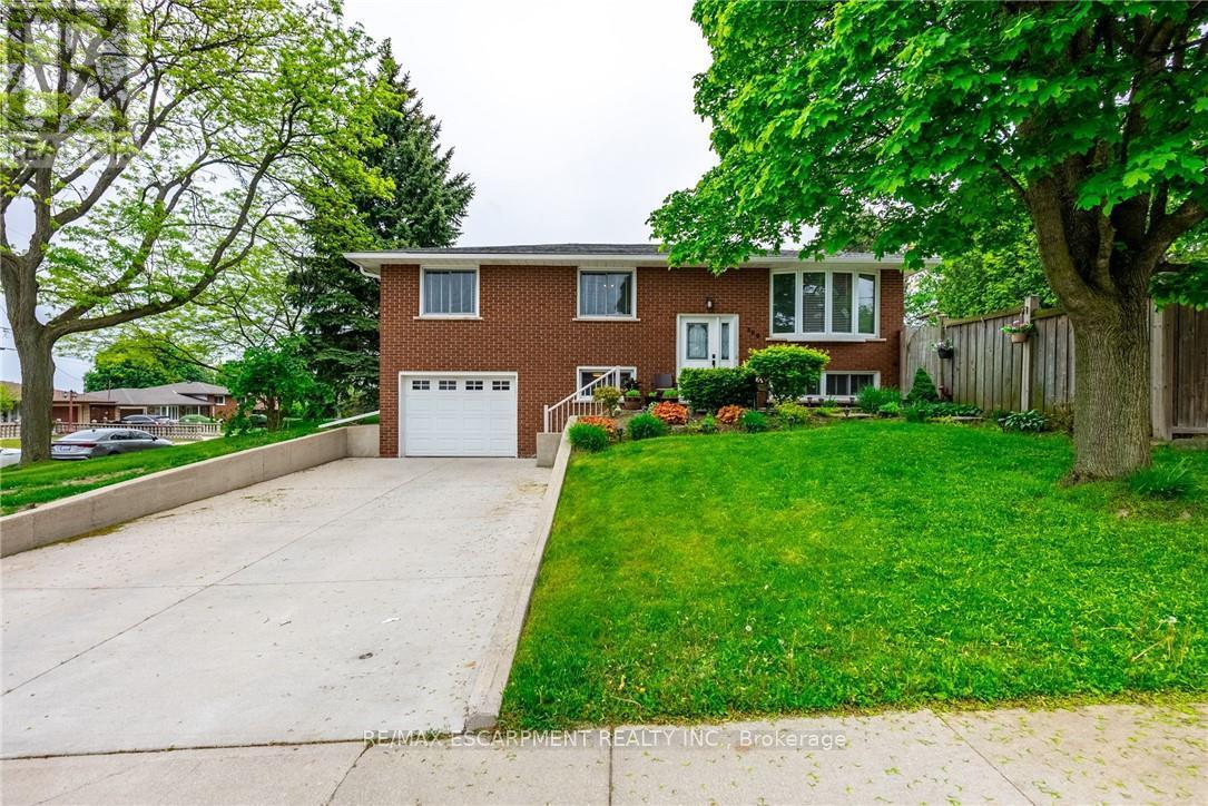 389 Hawkridge Avenue, Hamilton, Ontario  L9C 5Z6 - Photo 2 - X12200667