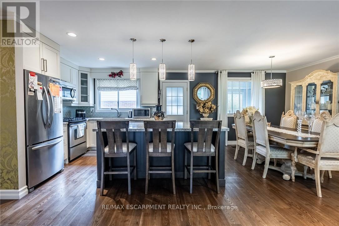 389 Hawkridge Avenue, Hamilton, Ontario  L9C 5Z6 - Photo 8 - X12200667