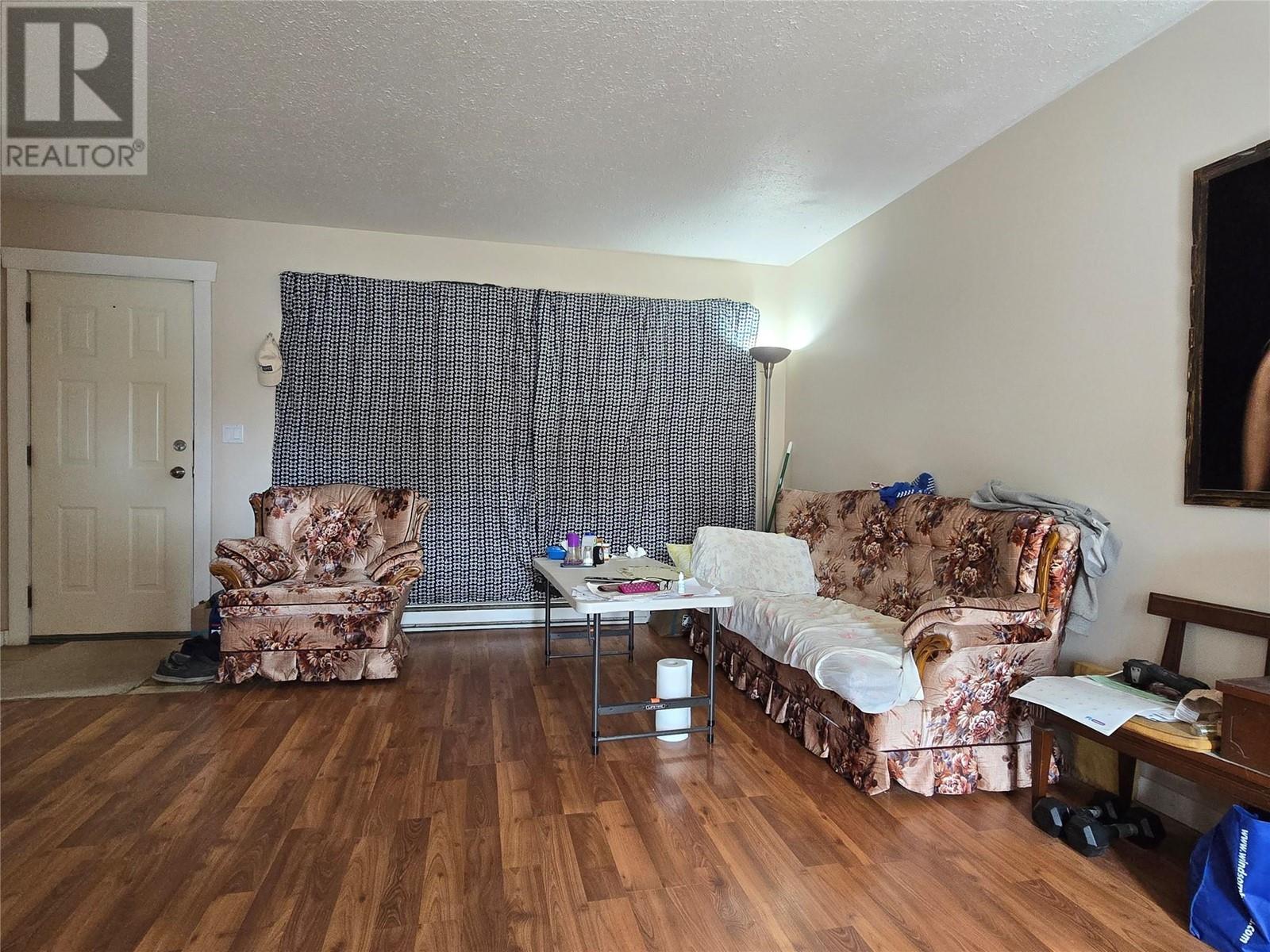Property at 1605 Summit Drive Unit# 72 image 3