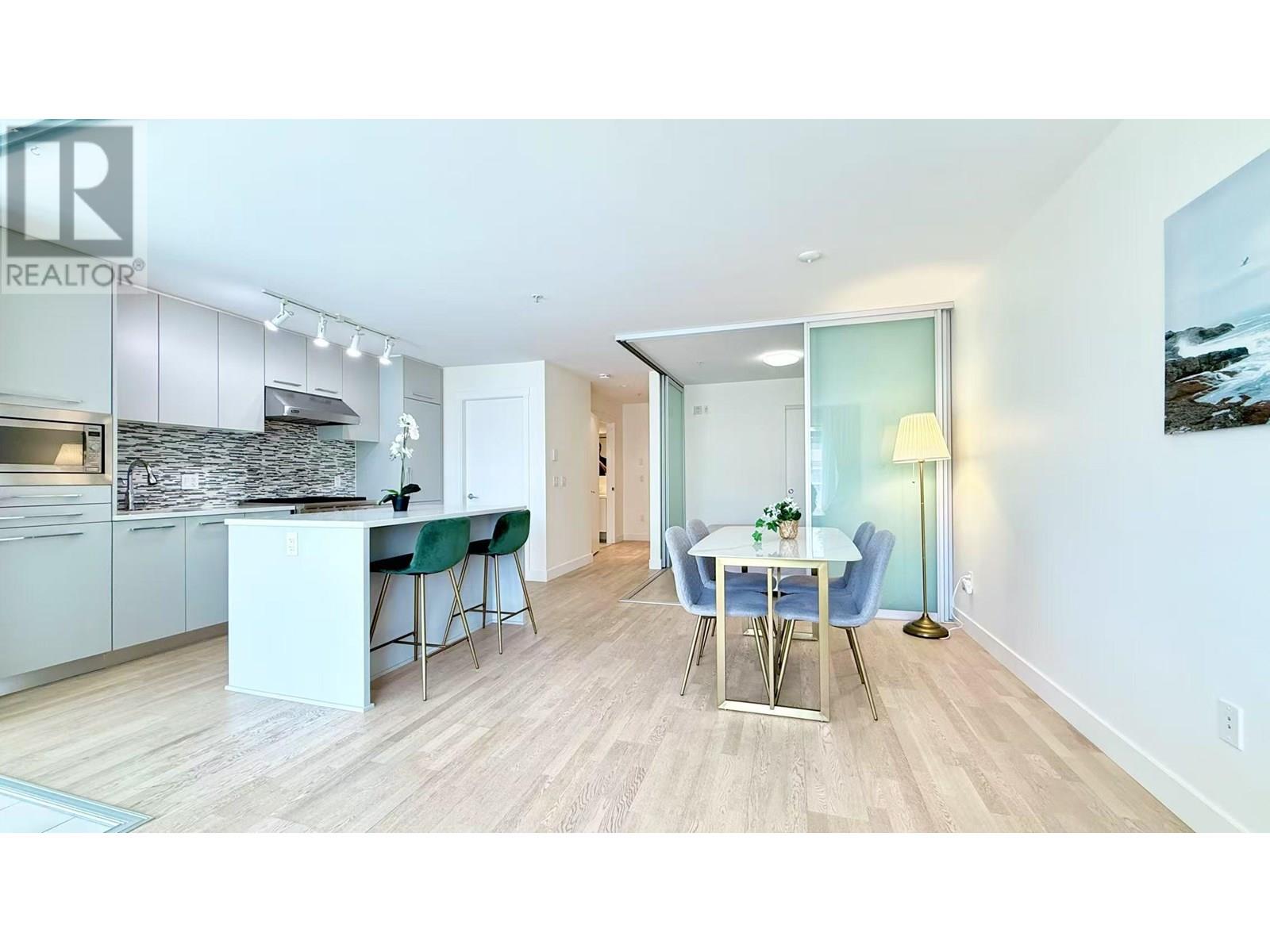 307 4355 W 10th Avenue, Vancouver, British Columbia  V6R 2H6 - Photo 14 - R3010385