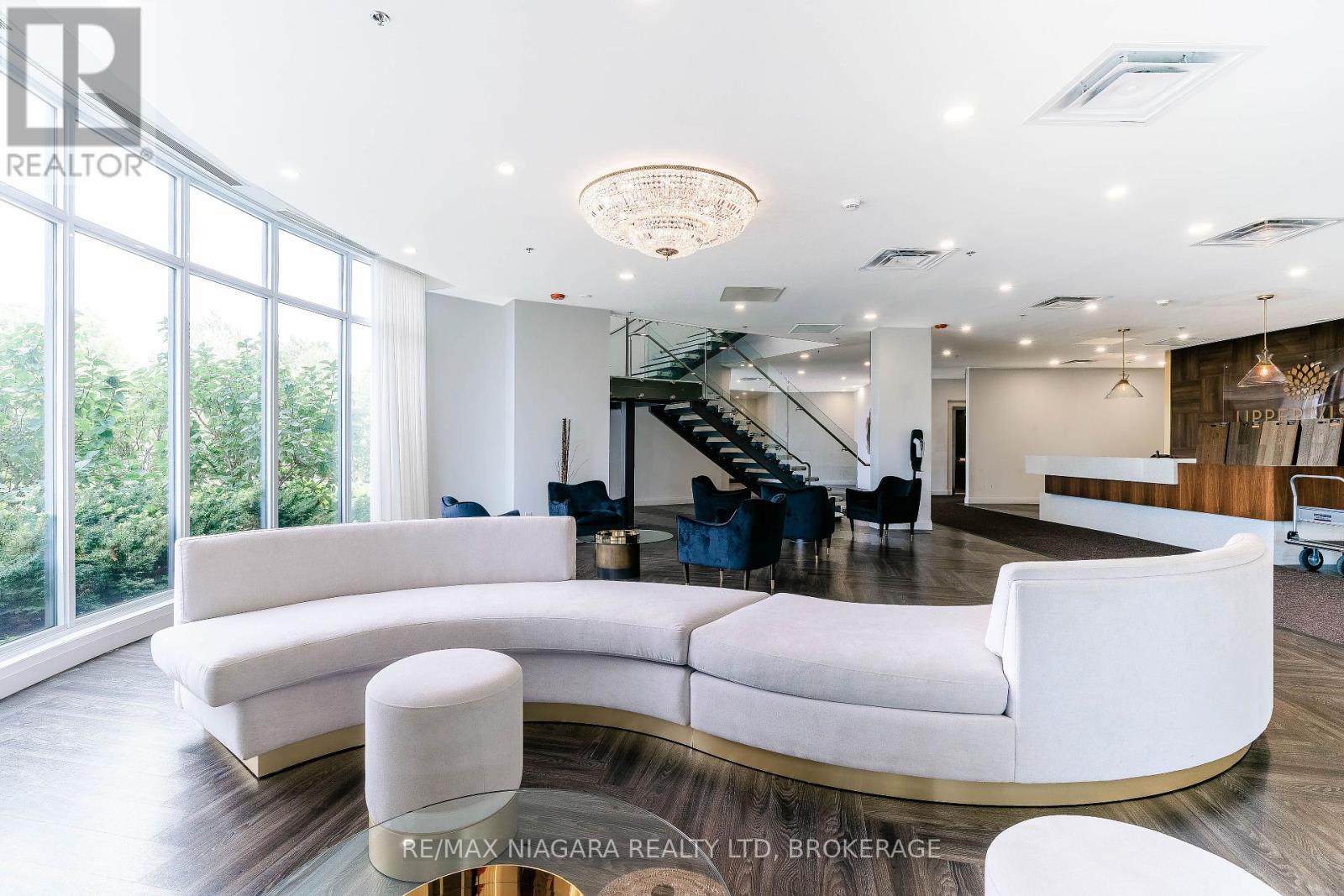 802 - 7711 Green Vista Gate, Niagara Falls, Ontario  L2H 1R1 - Photo 8 - X12200685