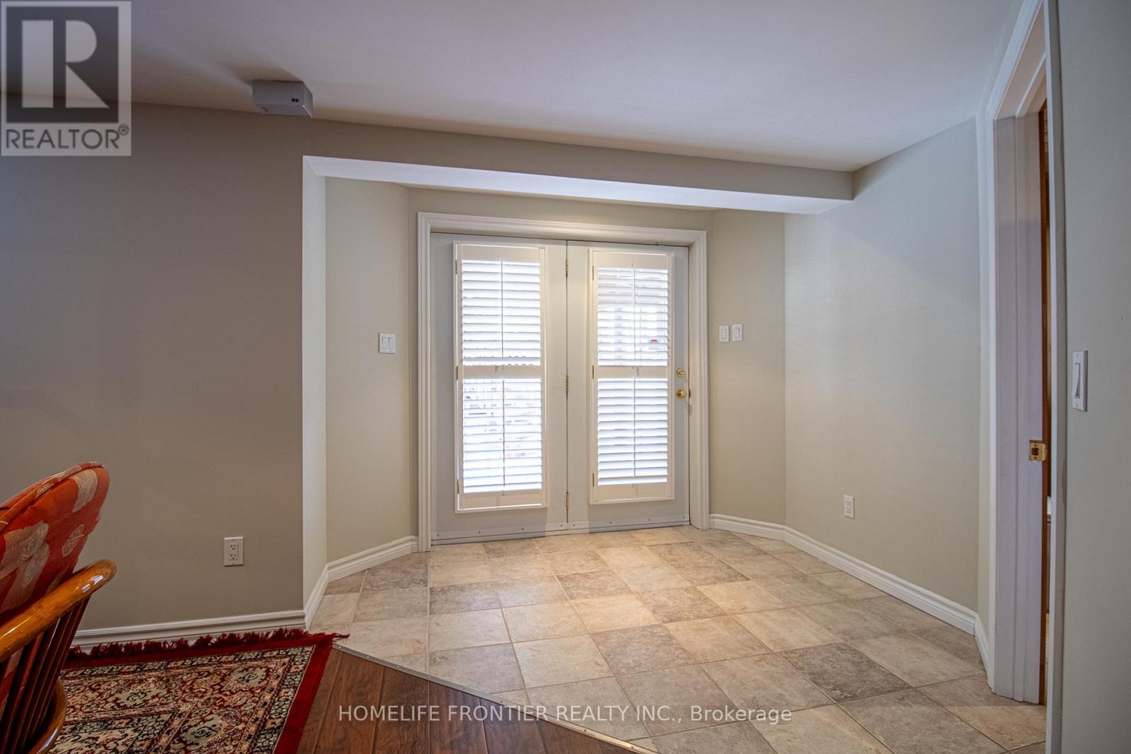2442 Yorktown Circle, Mississauga (Central Erin Mills), Ontario  L5M 5X9 - Photo 35 - W12198216