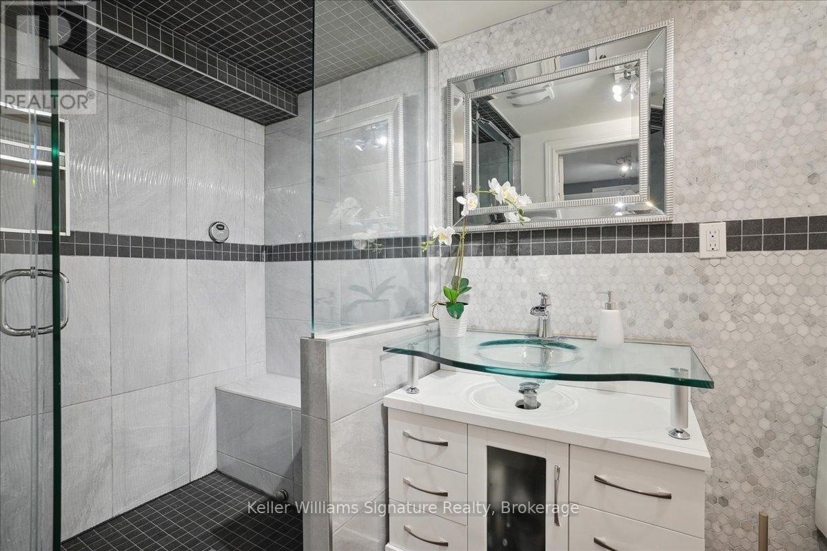 20 Craven Avenue, Burlington, Ontario  L7P 0T4 - Photo 40 - W12138403