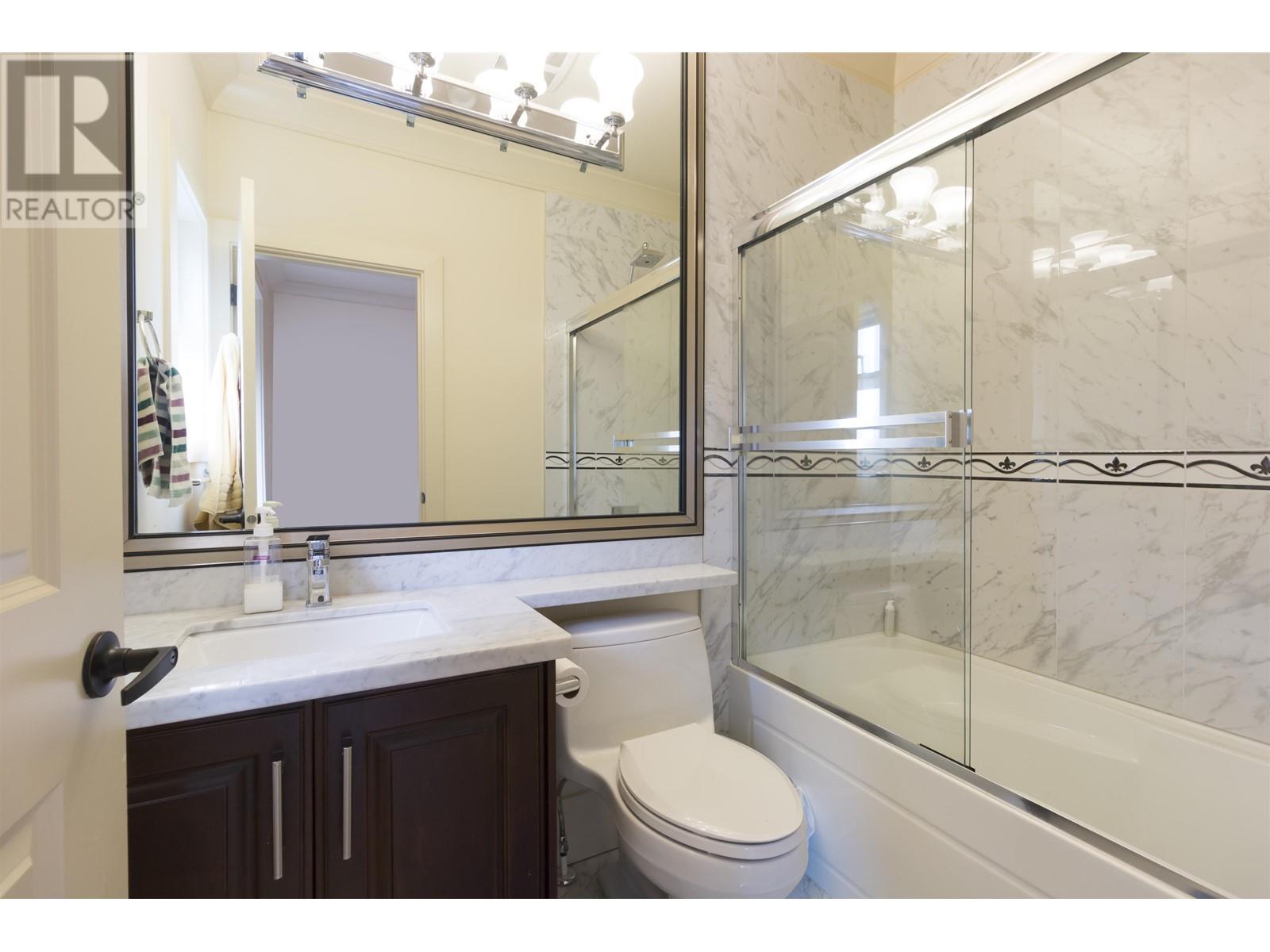 8451 Fairhurst Road, Richmond, British Columbia  V7C 1Y7 - Photo 19 - R3011846