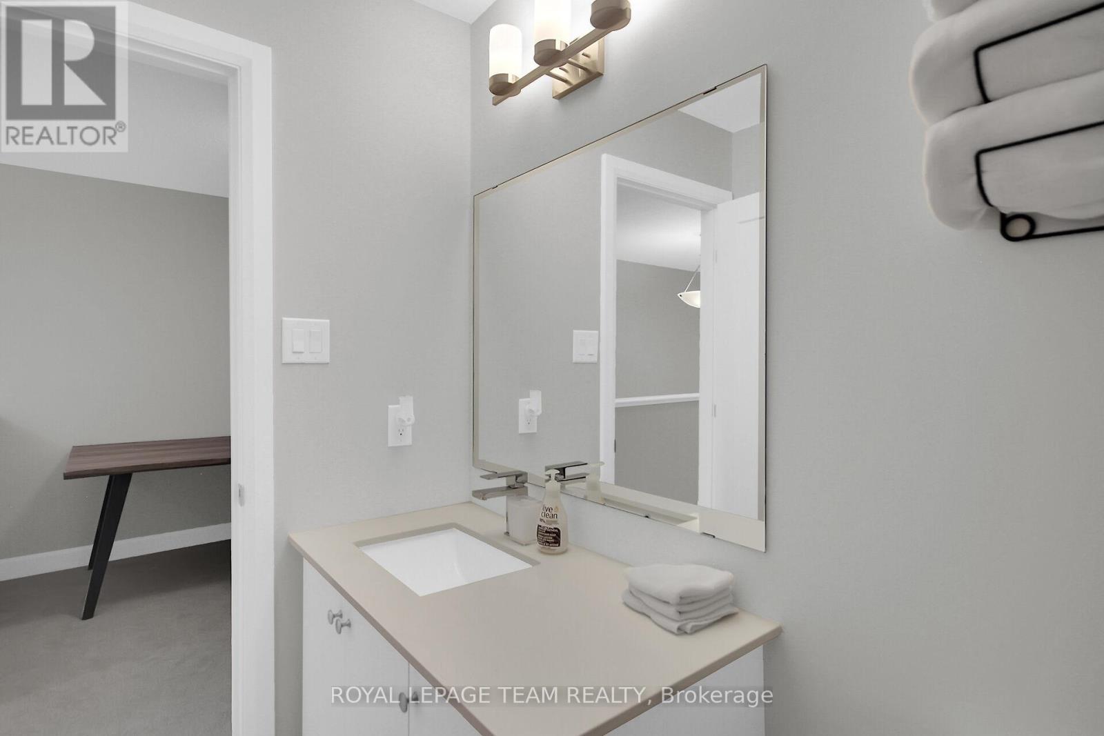 117 Succession Court, Ottawa, Ontario  K2S 2Z8 - Photo 27 - X12200713