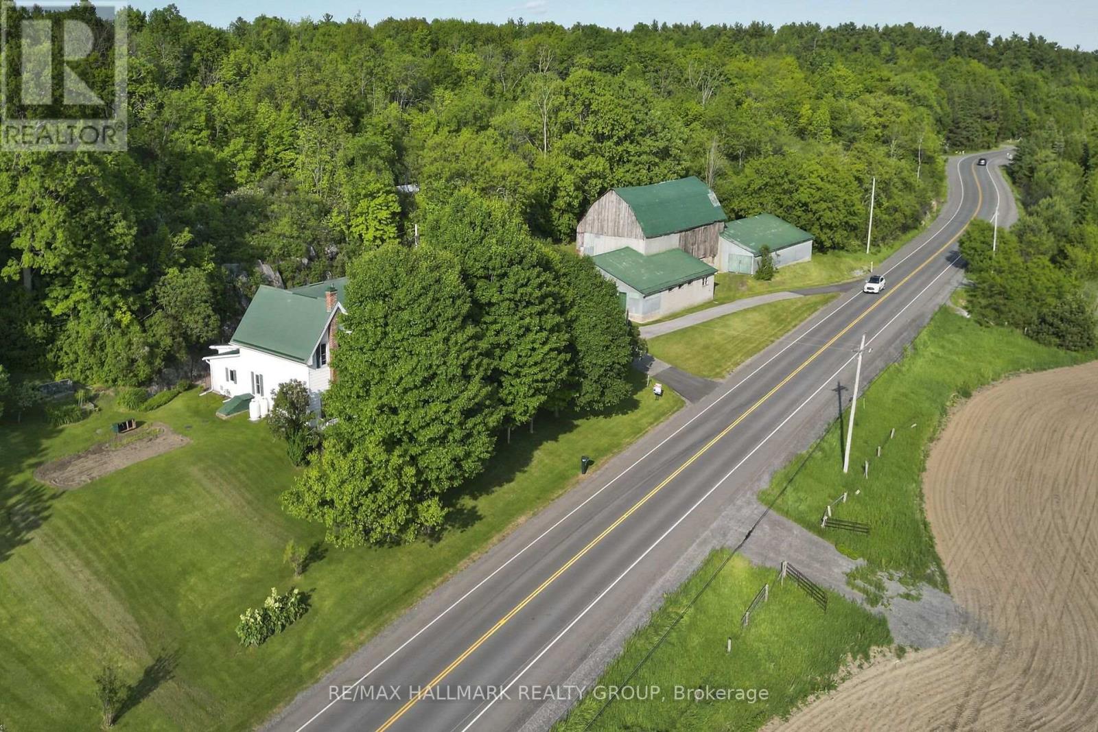 4240 Carp Road, Ottawa, Ontario  K0A 1L0 - Photo 34 - X12200715