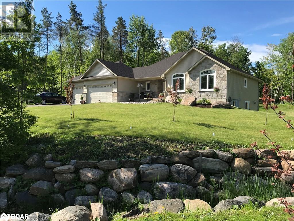 1716 GEORGIAN HEIGHTS BOULEVARD Boulevard, Waubaushene, Ontario