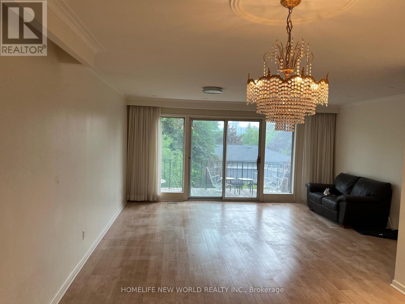 Main - 47 Warlock Crescent, Toronto, Ontario  M2K 2H8 - Photo 4 - C12200680