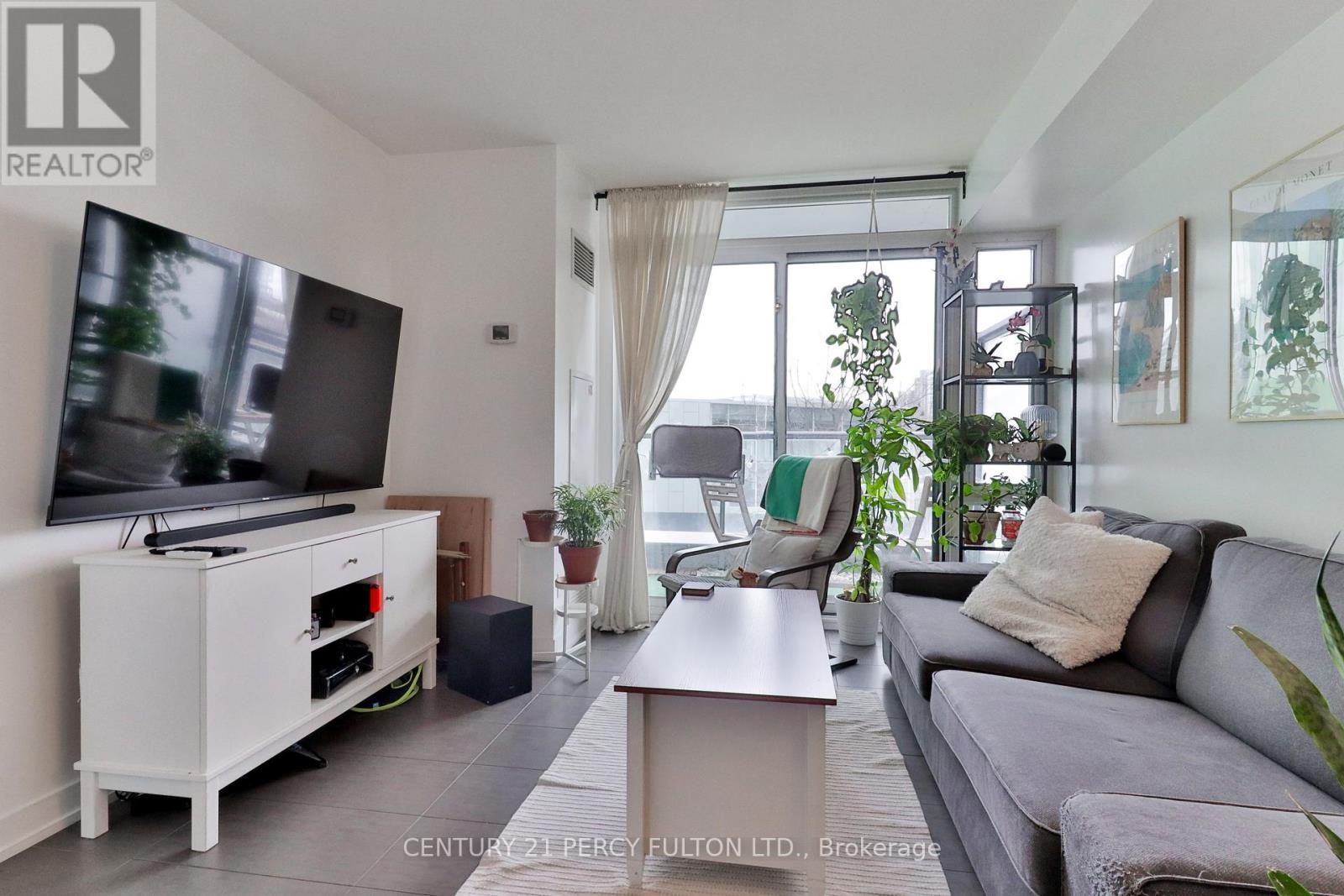 201 - 170 Fort York Boulevard, Toronto, Ontario  M5V 0E6 - Photo 10 - C12200693