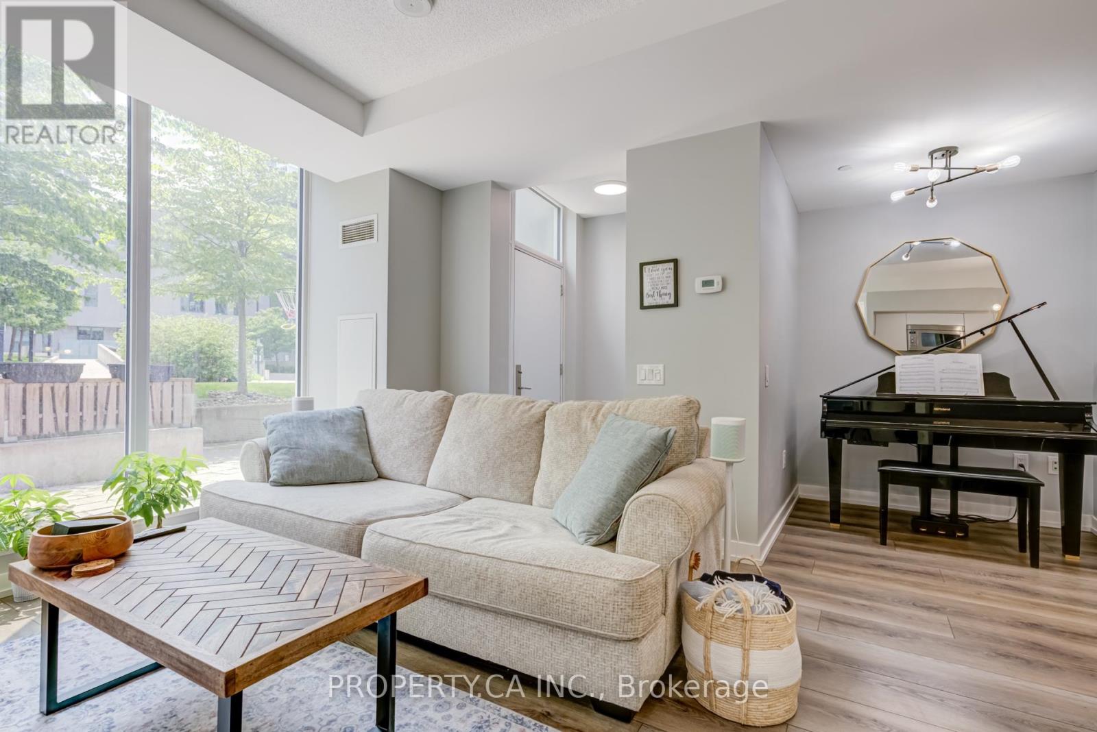 Th3 - 85 Queens Wharf Road, Toronto, Ontario  M5V 0J9 - Photo 13 - C12200701