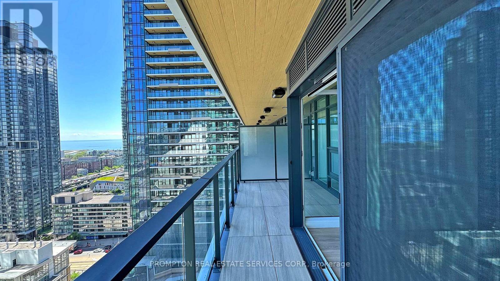 2706 - 1 Concord Cityplace Way, Toronto, Ontario  M5V 0X3 - Photo 12 - C12200712