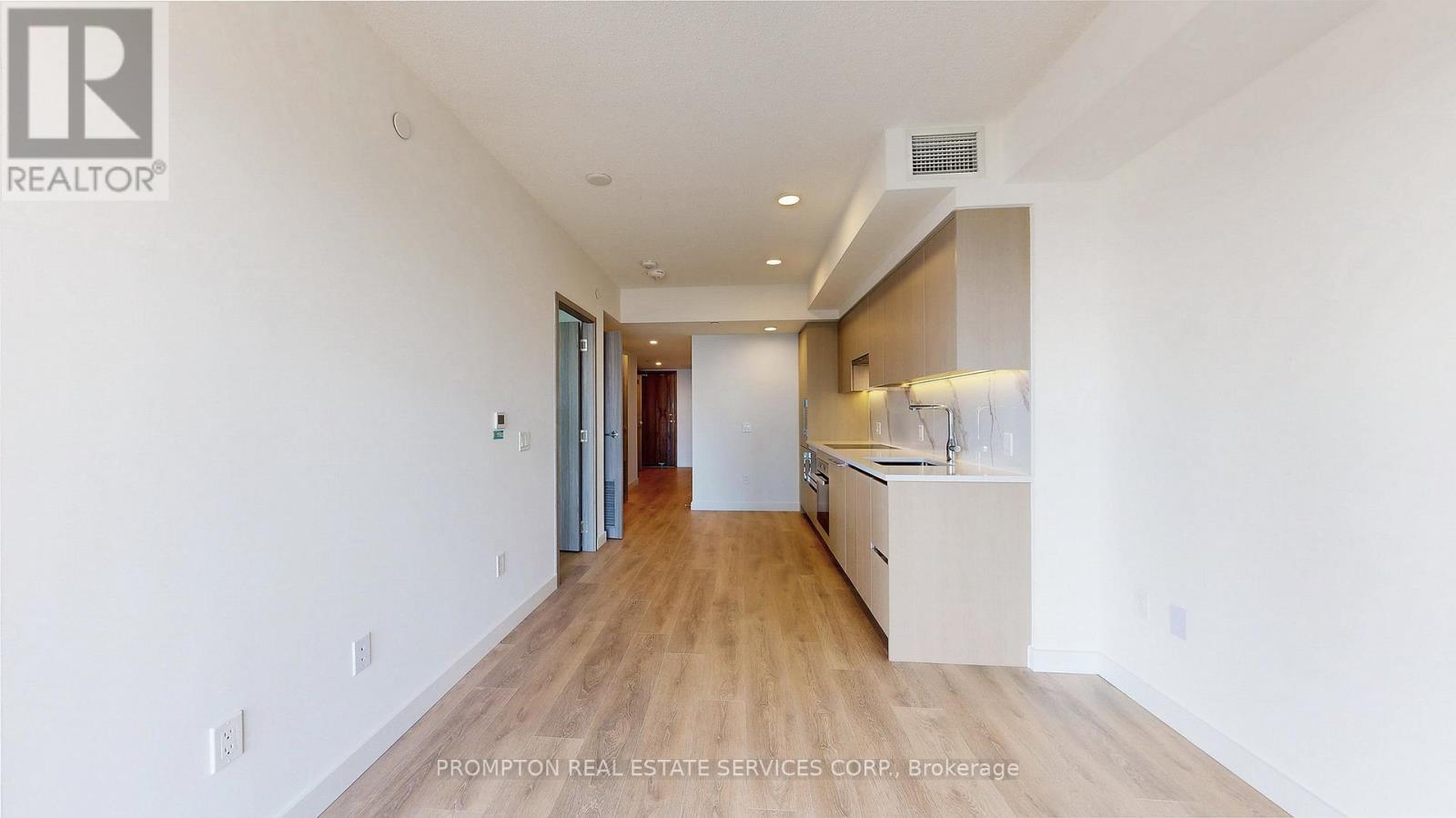 2706 - 1 Concord Cityplace Way, Toronto, Ontario  M5V 0X3 - Photo 4 - C12200712