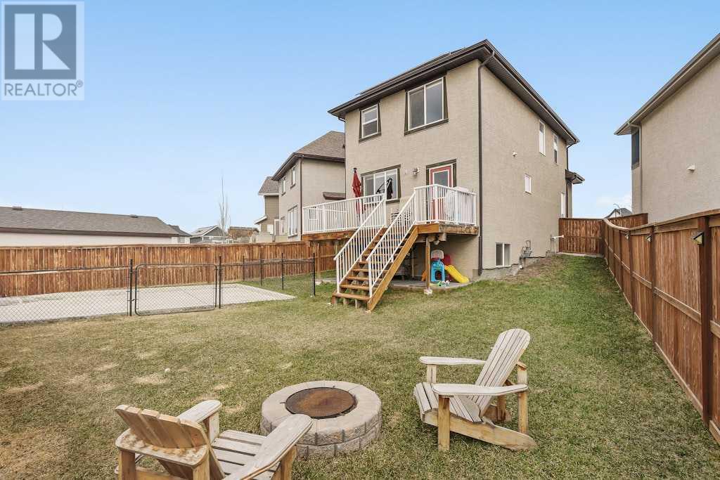 Property at 151 Marquis Heights SE image 2
