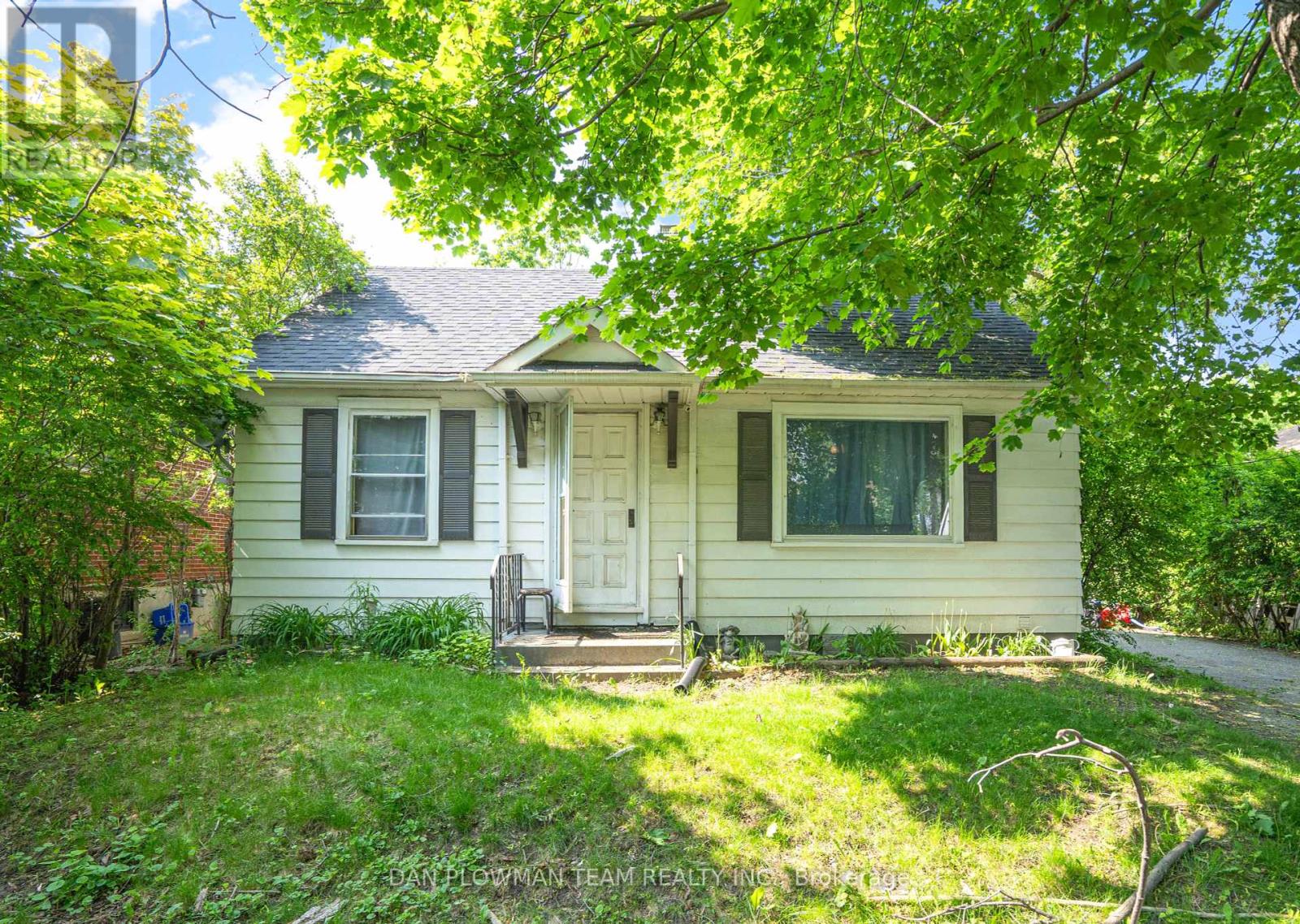 554 Veterans Road, Oshawa (Farewell), Ontario  L1H 3N5 - Photo 2 - E12200723