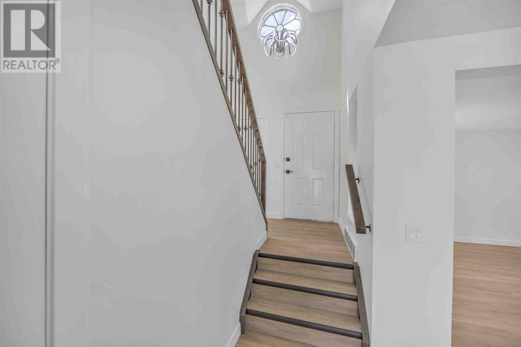 6556 Martingrove Drive Ne, Calgary, Alberta  T3J 2T3 - Photo 8 - A2225951