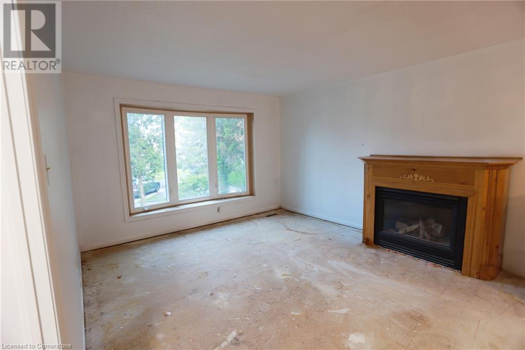 1379 Christina Court, Burlington, Ontario  L7P 2V8 - Photo 8 - 40737074