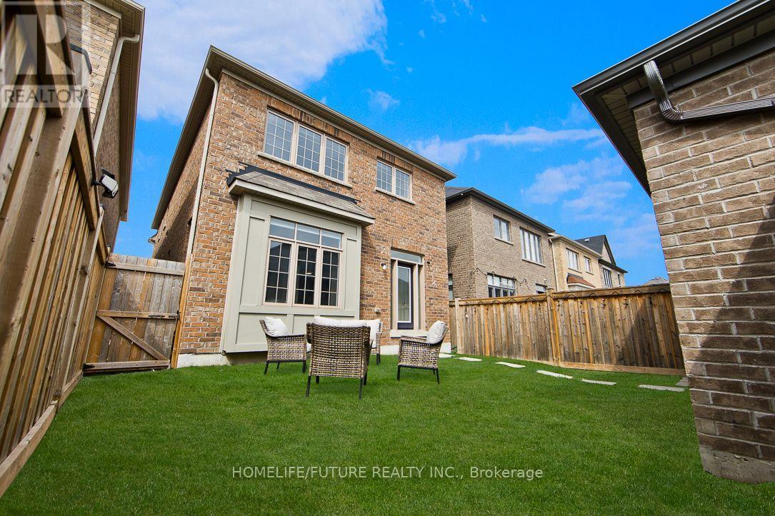 35 Gordon Landon Drive, Markham (Cornell), Ontario  L6B 0X9 - Photo 25 - N12200705