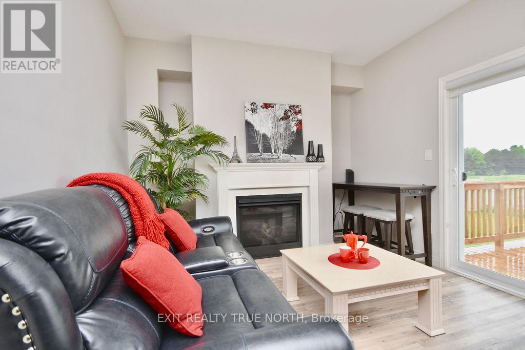 226 Springfield Crescent, Clearview (Stayner), Ontario  L0M 1S0 - Photo 13 - S12200718
