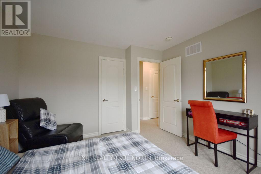 226 Springfield Crescent, Clearview (Stayner), Ontario  L0M 1S0 - Photo 25 - S12200718