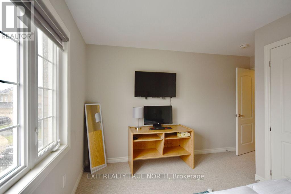 226 Springfield Crescent, Clearview (Stayner), Ontario  L0M 1S0 - Photo 27 - S12200718