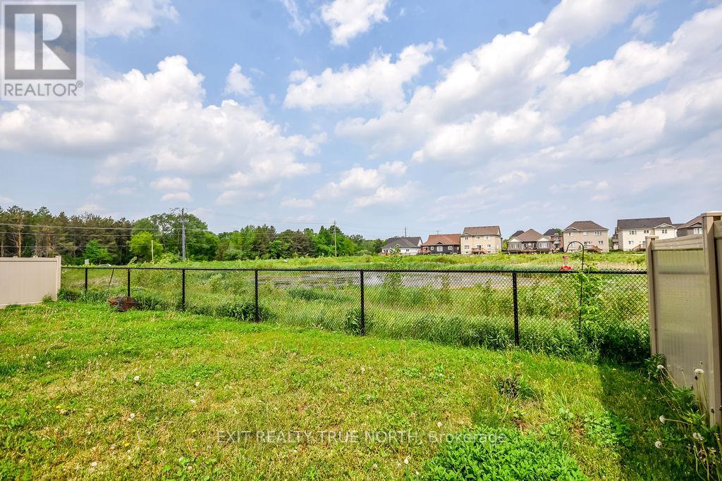 226 Springfield Crescent, Clearview (Stayner), Ontario  L0M 1S0 - Photo 32 - S12200718
