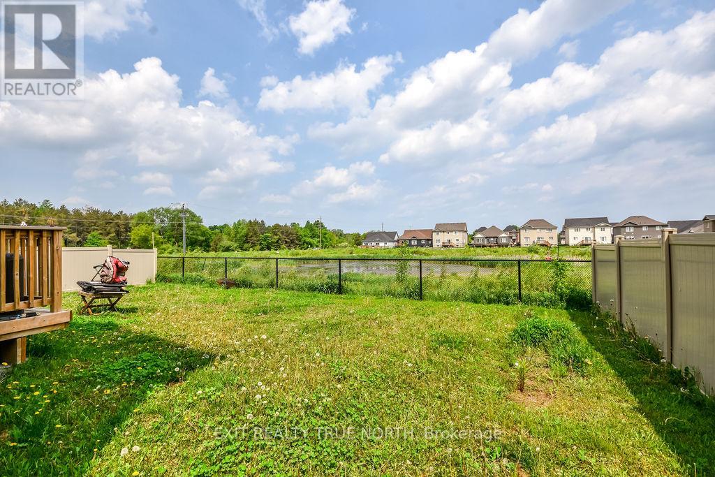 226 Springfield Crescent, Clearview (Stayner), Ontario  L0M 1S0 - Photo 33 - S12200718