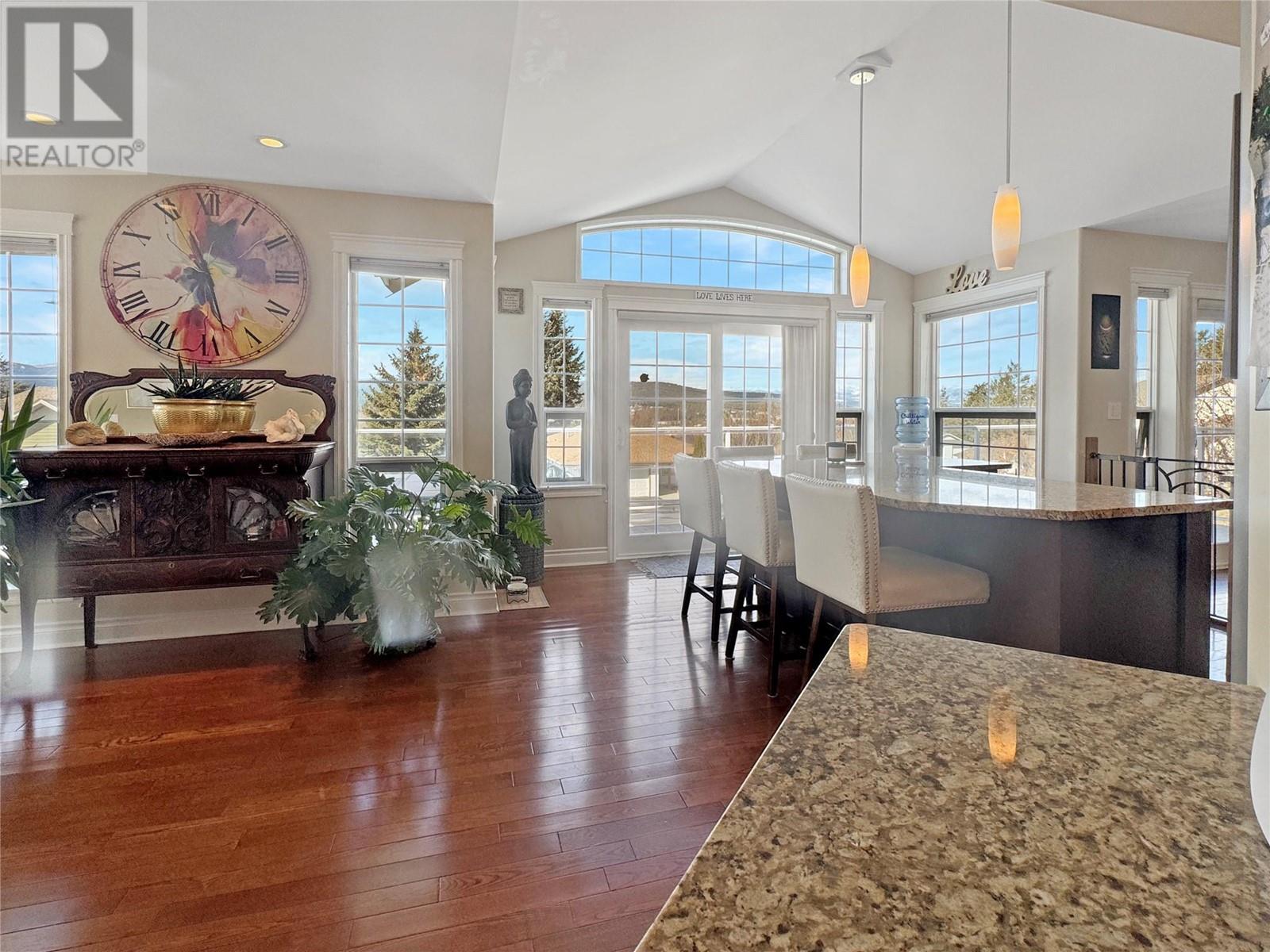 1648 Mt Pyramid Crescent, Cranbrook, British Columbia  V1C 6N6 - Photo 7 - 10351099