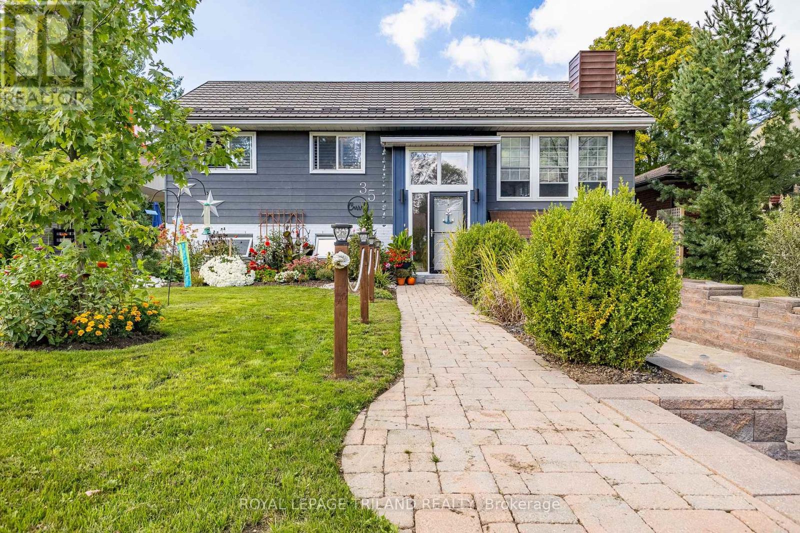 35 ORCHARD ROAD, Lambton Shores, Ontario
