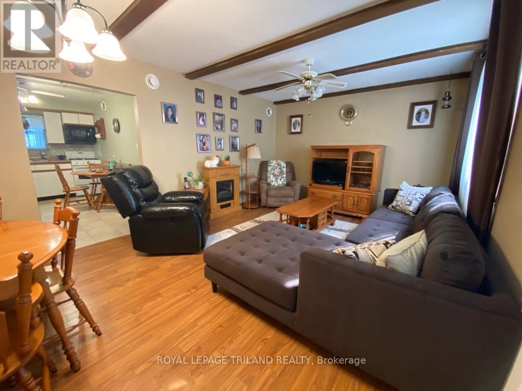 B23 - 9910 Northville Crescent, Lambton Shores, Ontario  N0M 2N0 - Photo 11 - X12200793