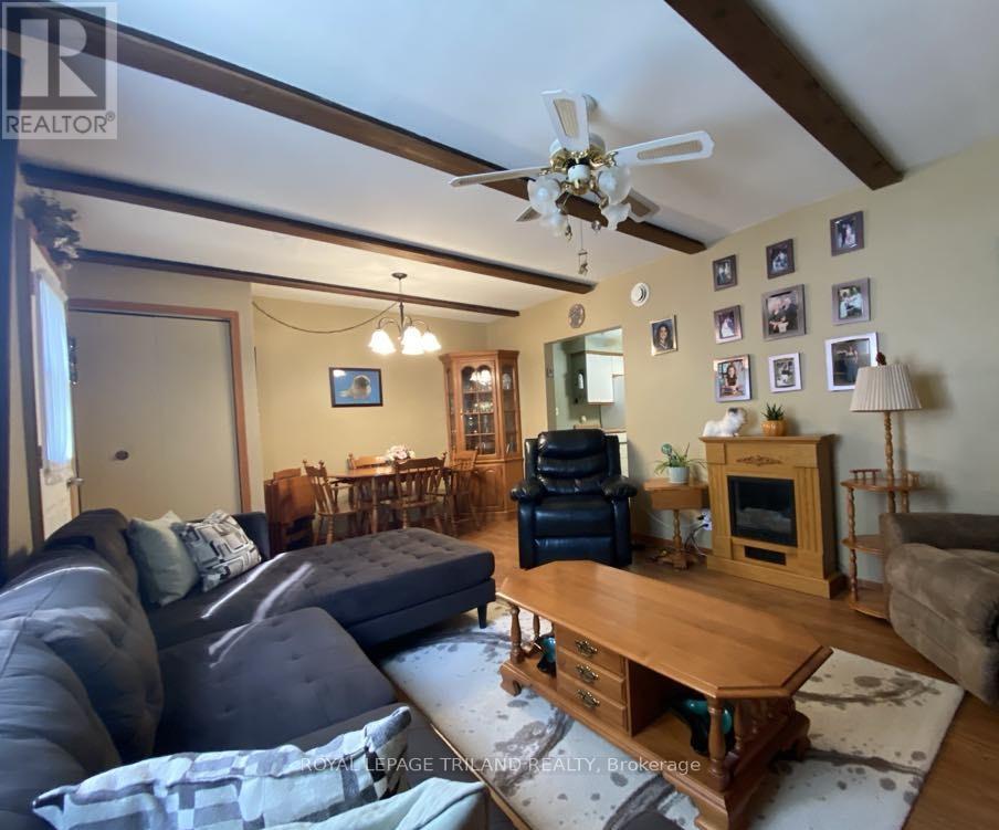 B23 - 9910 Northville Crescent, Lambton Shores, Ontario  N0M 2N0 - Photo 14 - X12200793